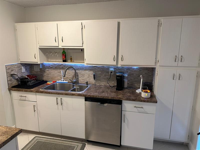 Image 6 of 13 For 3550 Blue Lake Dr  101