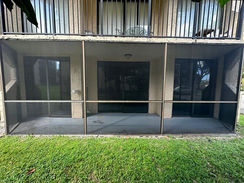 Image 8 of 13 For 3550 Blue Lake Dr  101