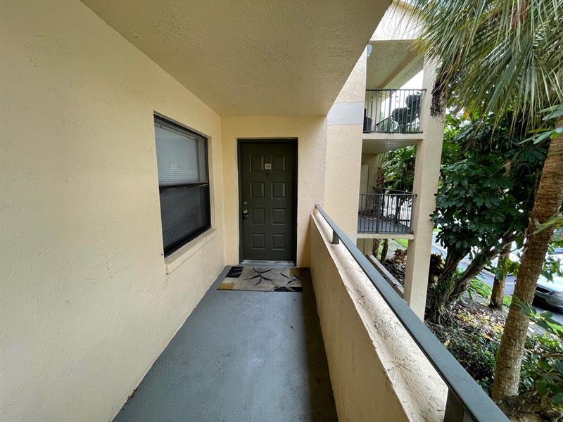 Details for 9999 Summerbreeze Dr  704, Sunrise, FL 33322