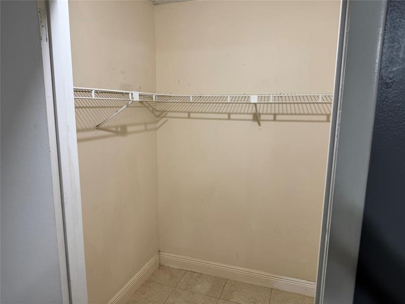 Image 12 of 16 For 9999 Summerbreeze Dr  704