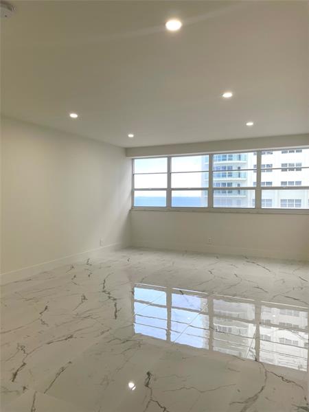 Image 13 of 14 For 3430 Galt Ocean Dr  908