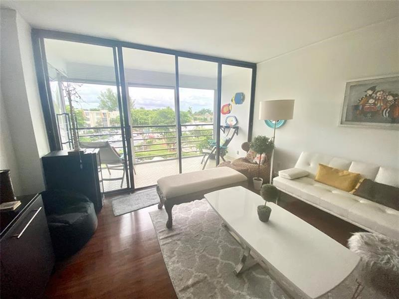 Details for 20400 Country Club Dr  417, Aventura, FL 33180