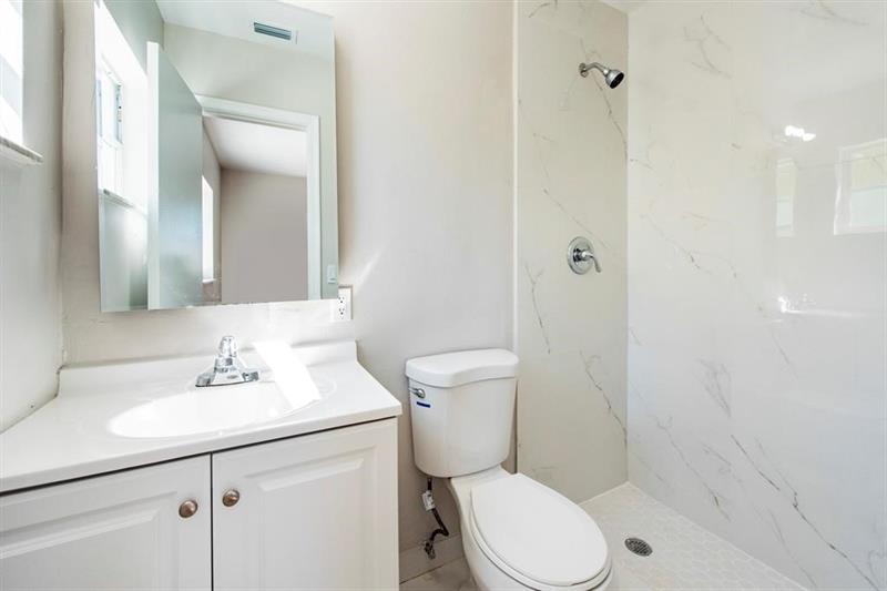 Image 15 of 22 For 1031 6th Way