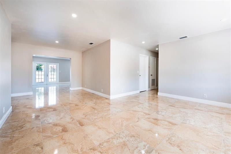 Image 4 of 22 For 1031 6th Way
