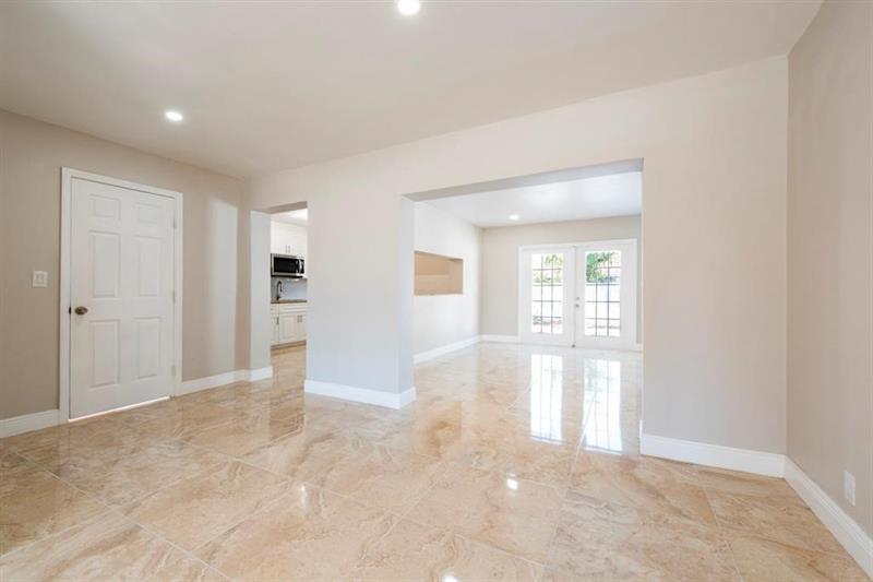 Image 5 of 22 For 1031 6th Way