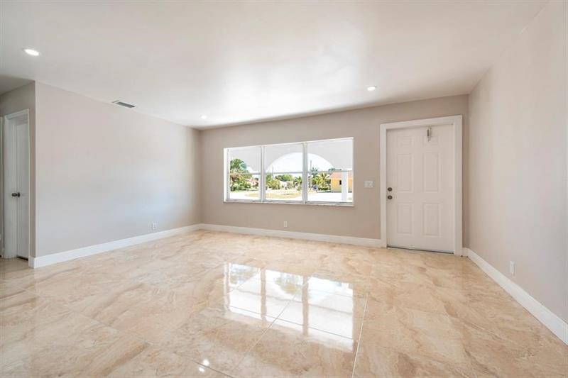 Image 6 of 22 For 1031 6th Way