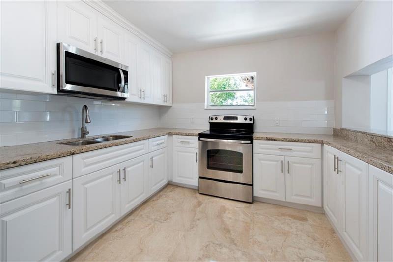 Image 8 of 22 For 1031 6th Way