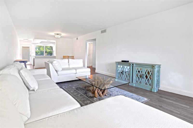 Image 23 of 46 For 2805 Victoria Way  F 2