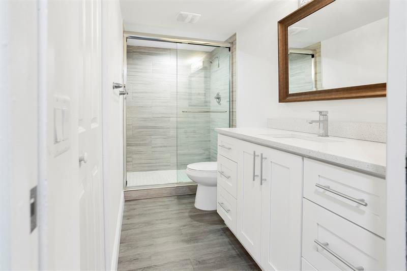 Image 29 of 46 For 2805 Victoria Way  F 2