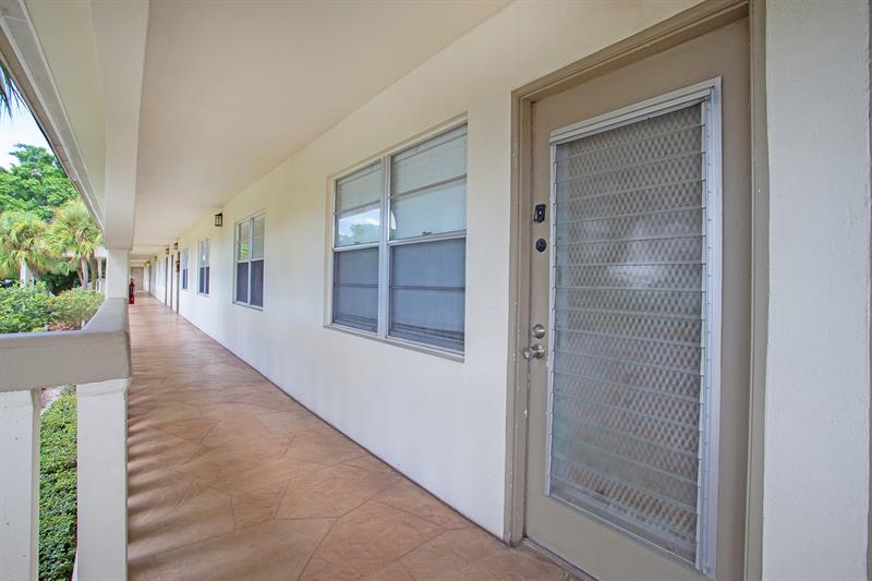Image 7 of 46 For 2805 Victoria Way  F 2