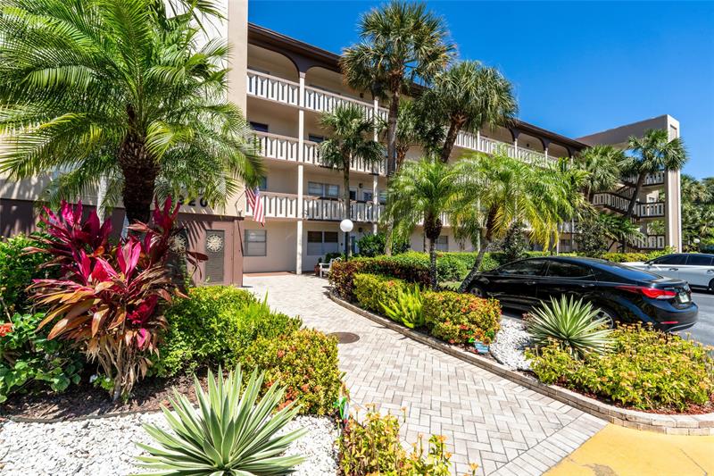 Image 4 of 34 For 3201 Portofino Pt  D3