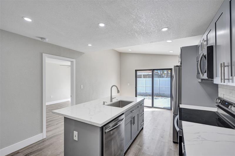 Image 16 of 34 For 2614 65th St