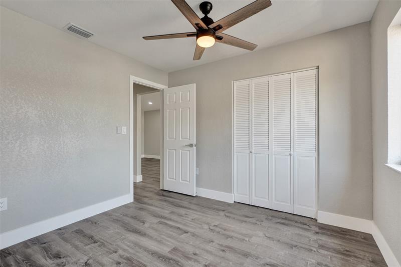 Image 32 of 34 For 2614 65th St