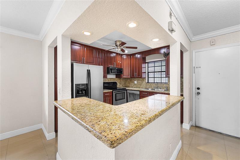 Image 3 of 36 For 3361 85th Ave  109