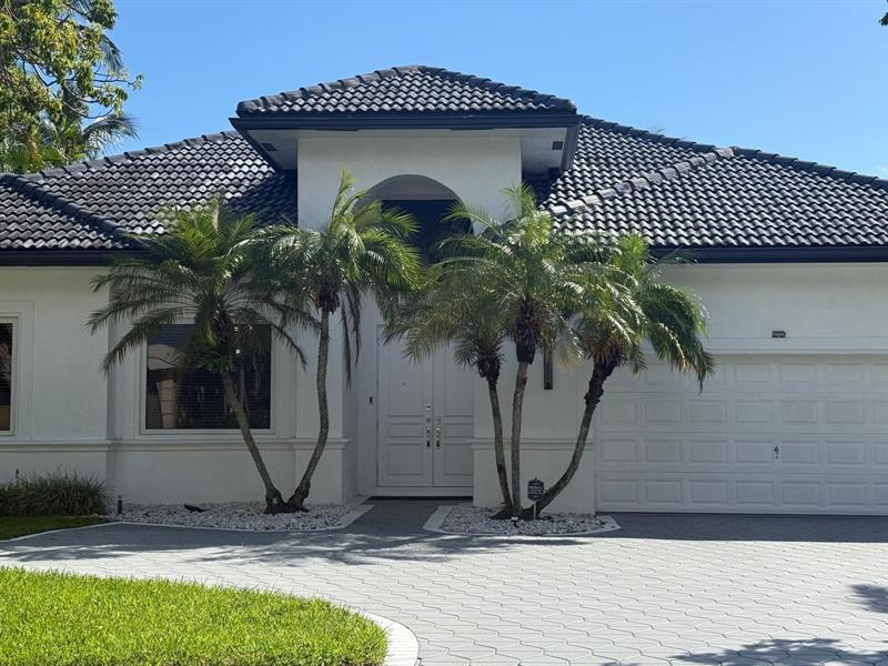 Details for 830 Bailey St, Boca Raton, FL 33487
