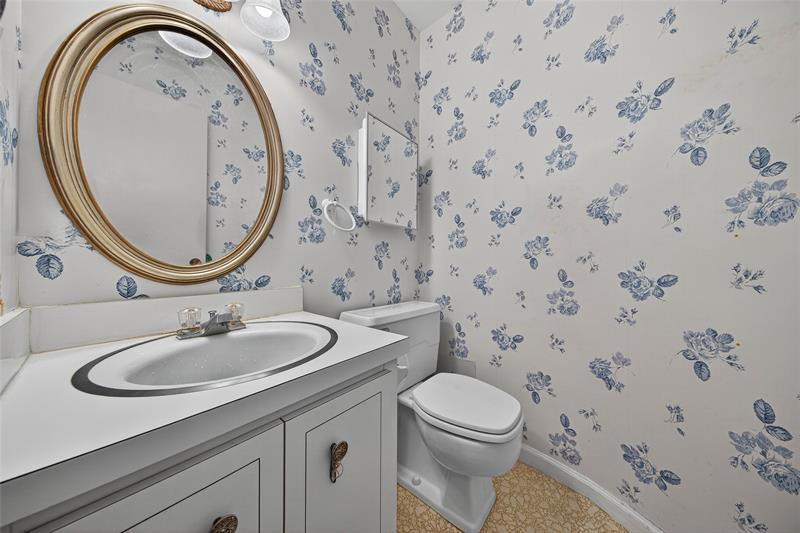 Image 13 of 25 For 2220 68th  1005