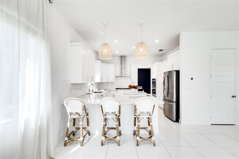 Image 14 of 64 For 10995 Passage Way