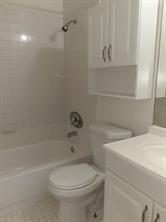 Image 15 of 22 For 4100 Riverside Dr  01