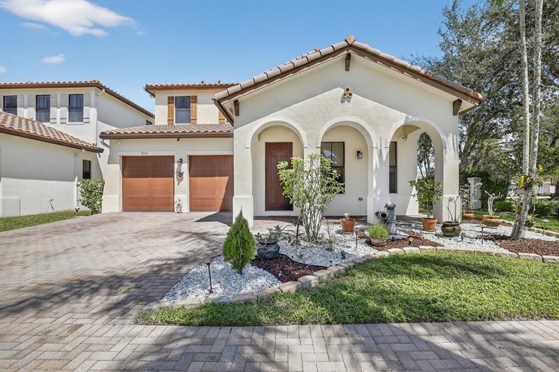 Details for 8541 38th St, Cooper City, FL 33024