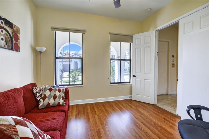 Image 25 of 67 For 8541 38th St