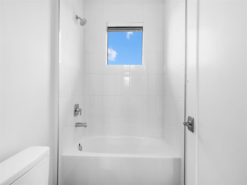 Image 13 of 32 For 1433 23rd Court