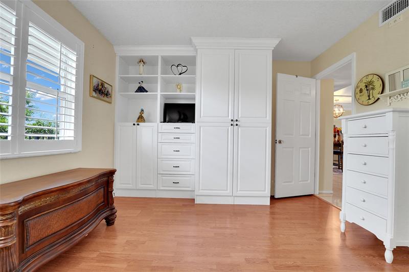 Image 49 of 60 For 4145 Cypress Reach Ct  505