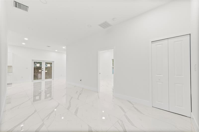 Image 11 of 24 For 2407 8th St  