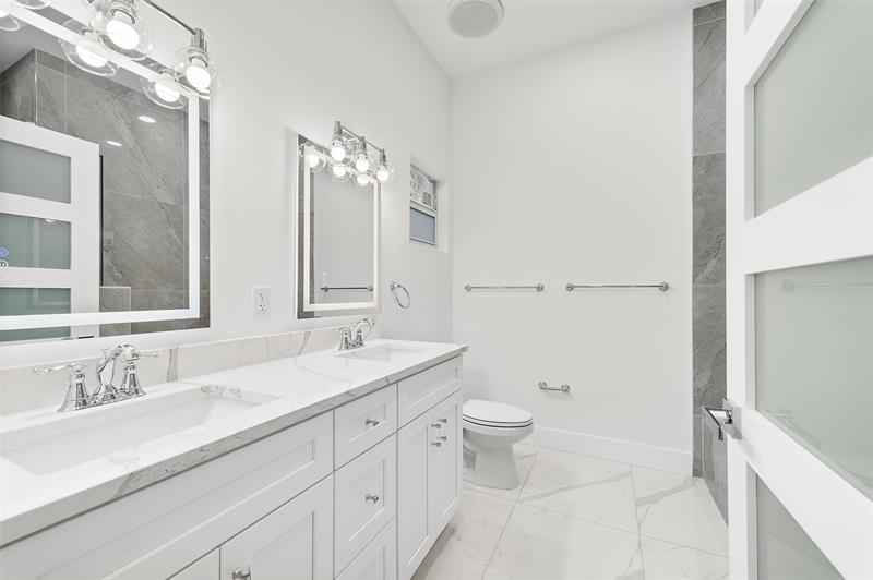 Image 13 of 24 For 2407 8th St  