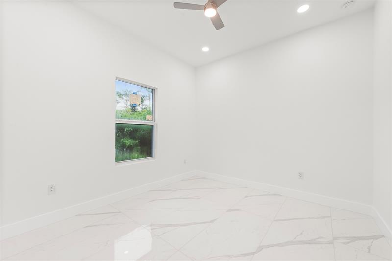 Image 7 of 24 For 2407 8th St  