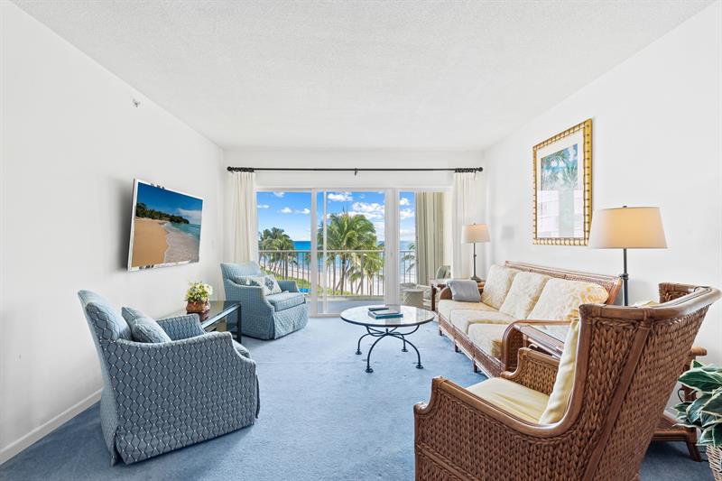 Image 5 of 18 For 3101 Ocean Boulevard  404
