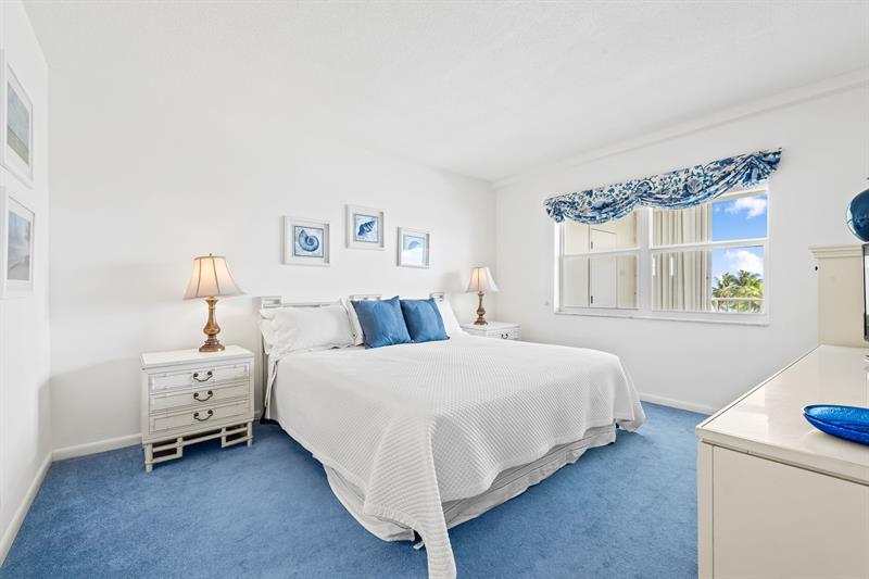 Image 7 of 18 For 3101 Ocean Boulevard  404