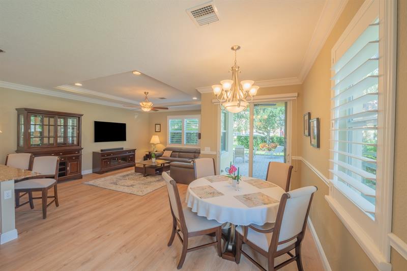 Image 9 of 39 For 4652 Cadiz Cir
