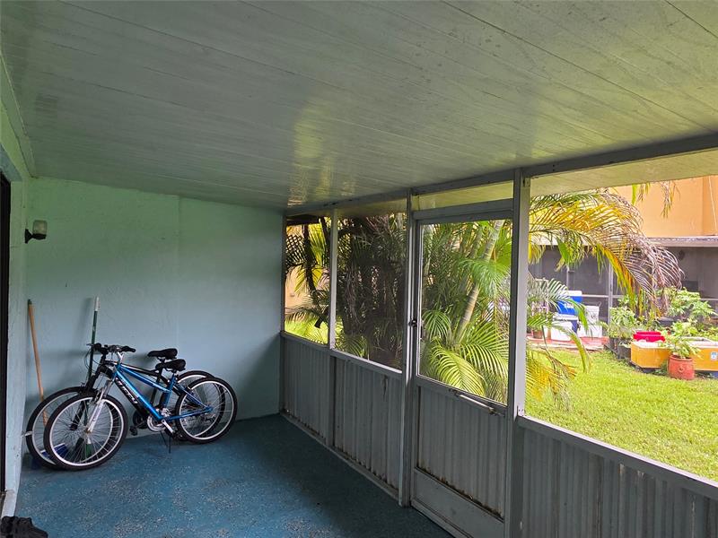 Image 19 of 26 For 3146 Pine Island Rd