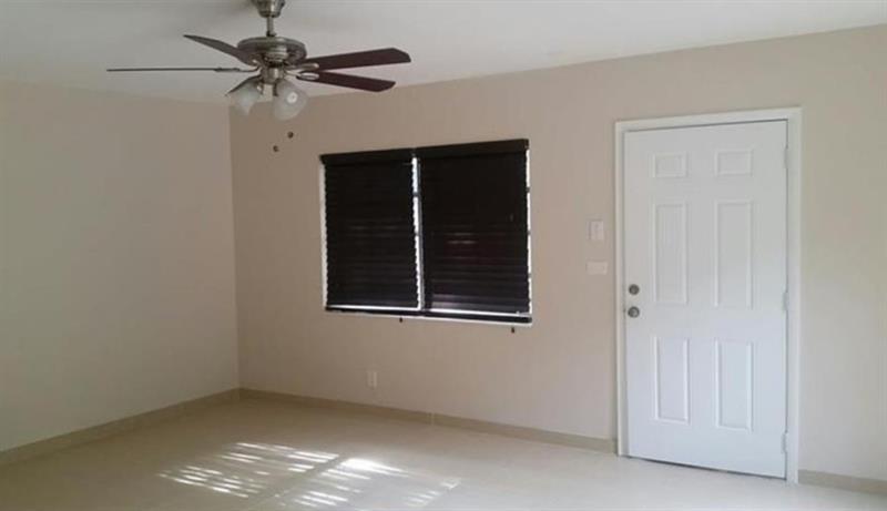 Image 4 of 8 For 615 8th Ave  5