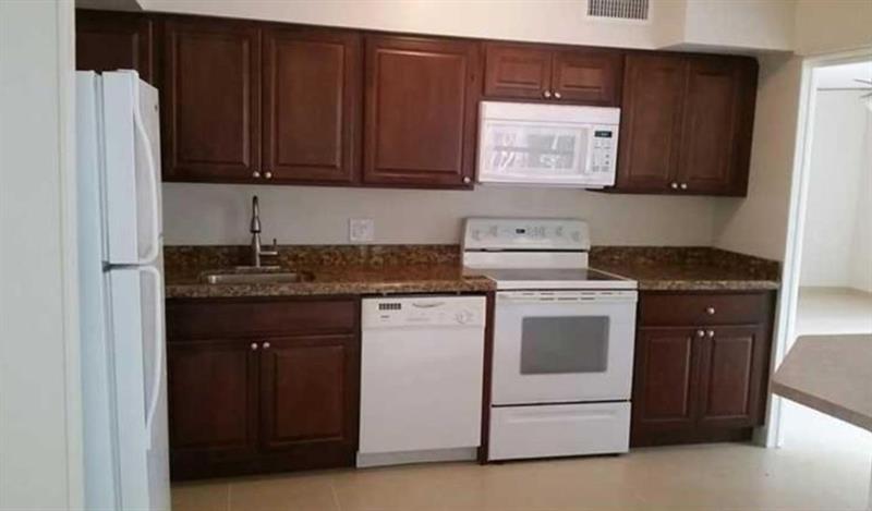 Image 6 of 8 For 615 8th Ave  5