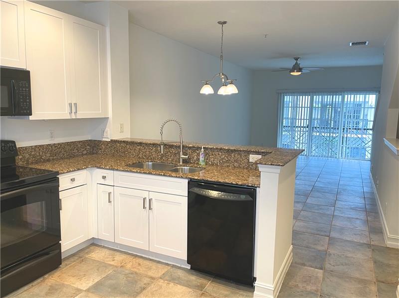 Image 10 of 17 For 472 2nd Ave  11