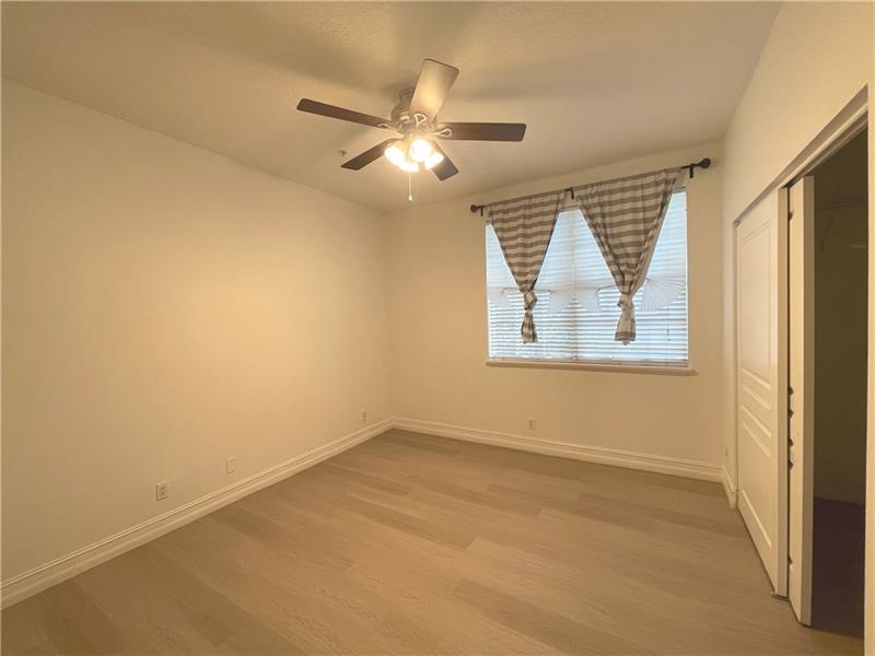 Image 12 of 17 For 472 2nd Ave  11