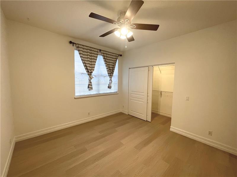 Image 13 of 17 For 472 2nd Ave  11
