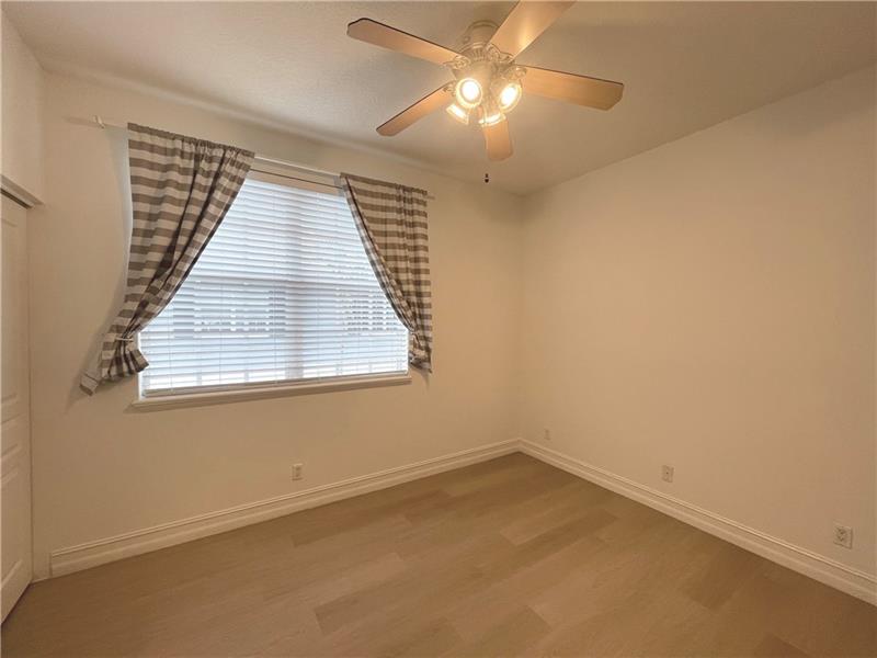 Image 14 of 17 For 472 2nd Ave  11