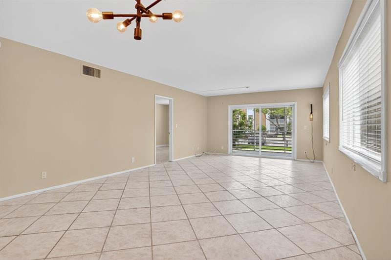 Image 16 of 35 For 3050 16th Avenue  107