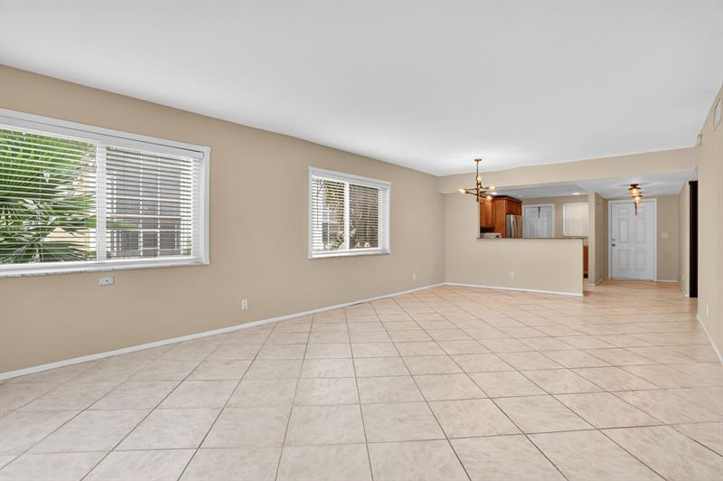 Image 18 of 35 For 3050 16th Avenue  107