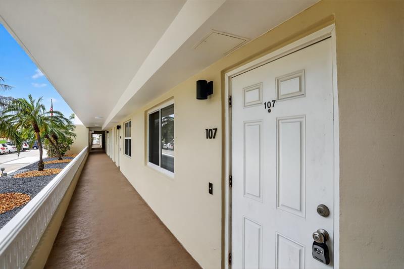 Image 3 of 35 For 3050 16th Avenue  107