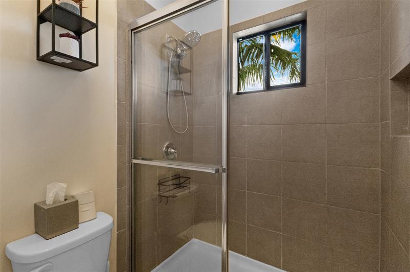 Image 31 of 49 For 4218 Dixie Hwy  64