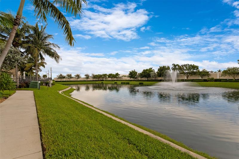 Image 44 of 49 For 4218 Dixie Hwy  64