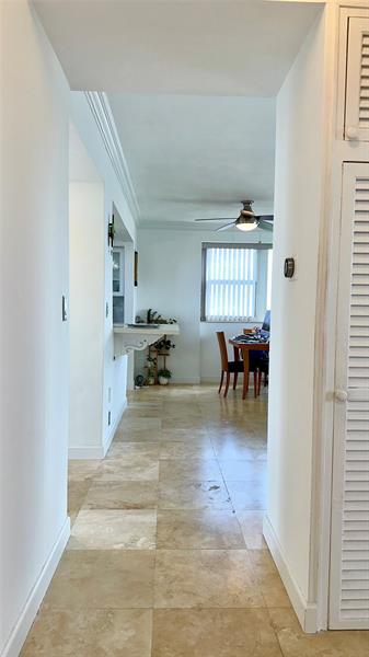 Image 26 of 35 For 1900 Ocean Dr  502