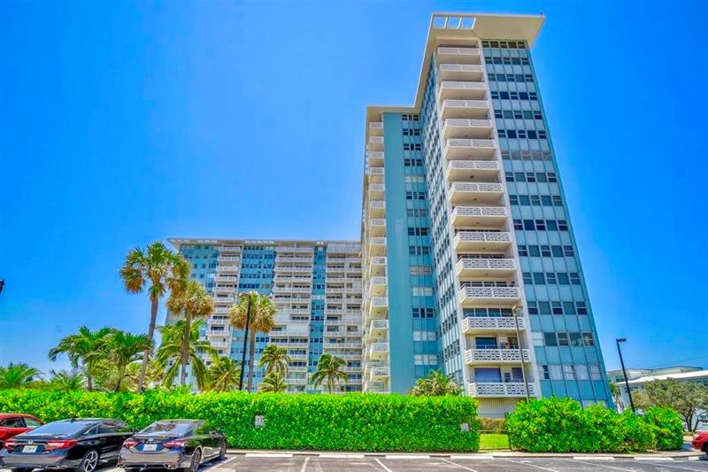 Image 34 of 35 For 1900 Ocean Dr  502