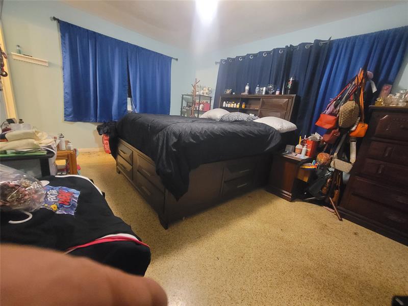 Image 15 of 21 For 18712 23rd Ct