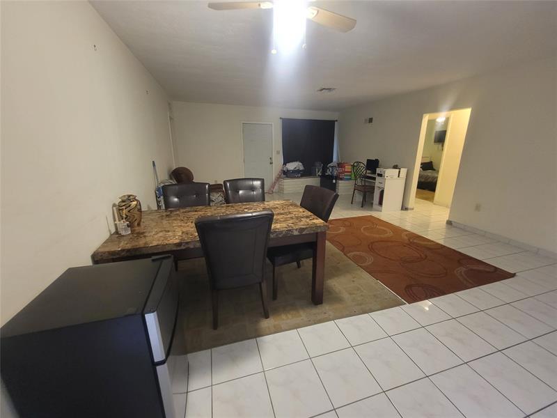 Image 5 of 21 For 18712 23rd Ct