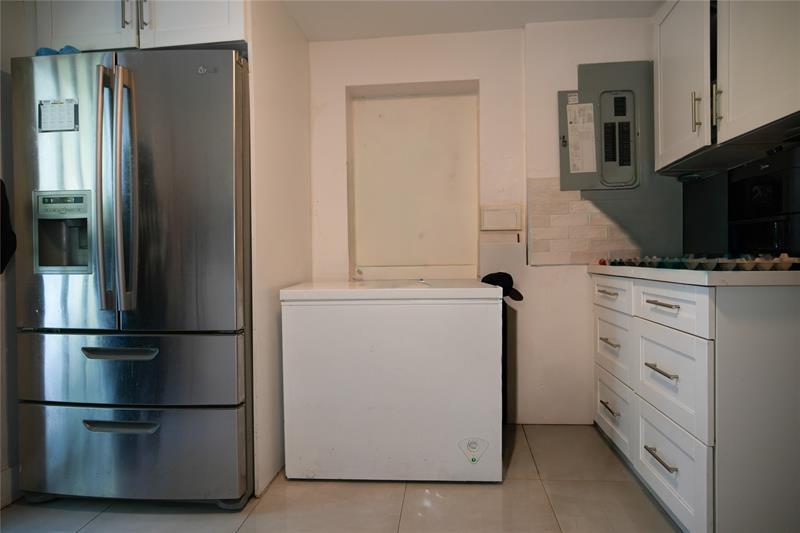 Image 11 of 26 For 2340 99th Ter