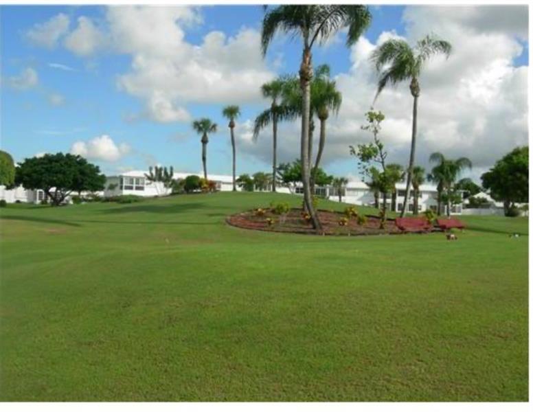 Image 7 of 22 For 2851 Golf Blvd  107